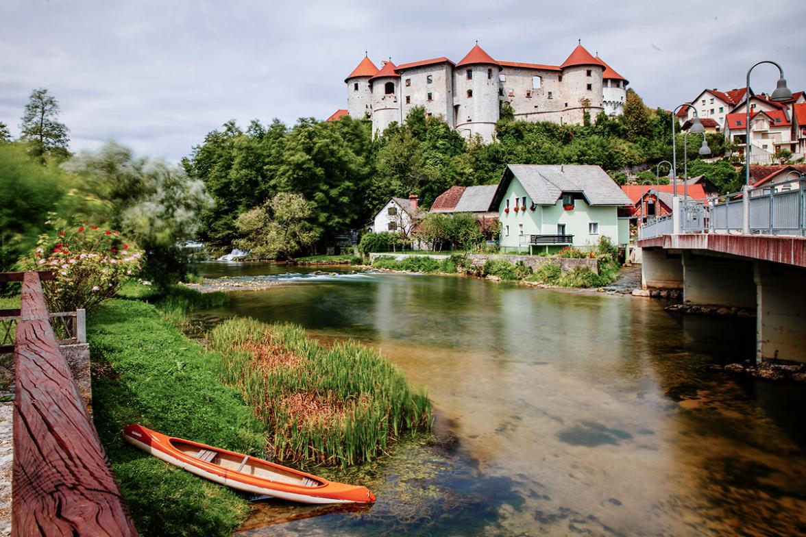 Grad Žužemberk (Mediaspeed, foto: Ernad Ihtijarević)